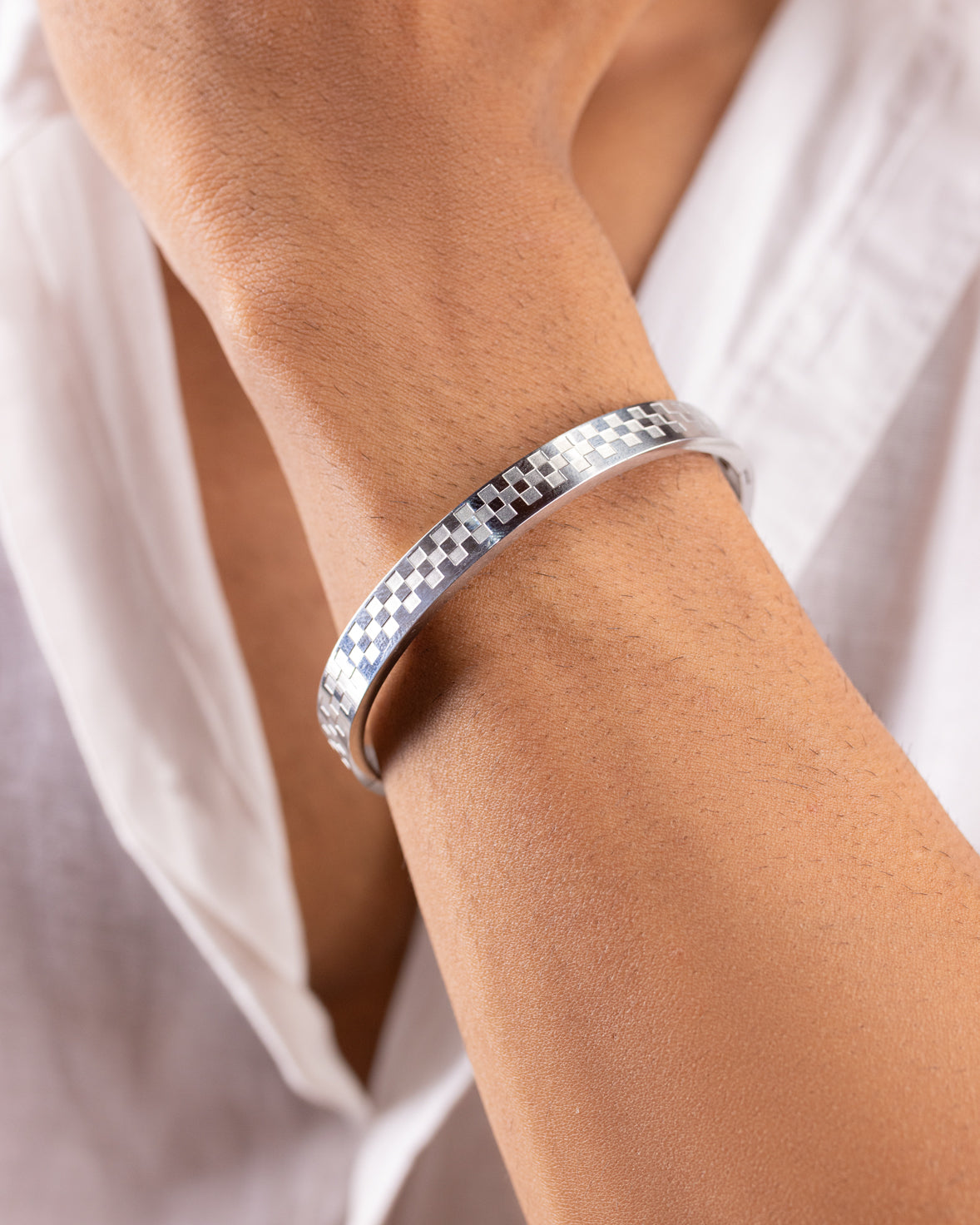 Classic Retro Mens Bangle