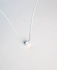 Elegant Pearl Allure Necklace