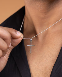 Minimalistic Cross Pendant Necklace