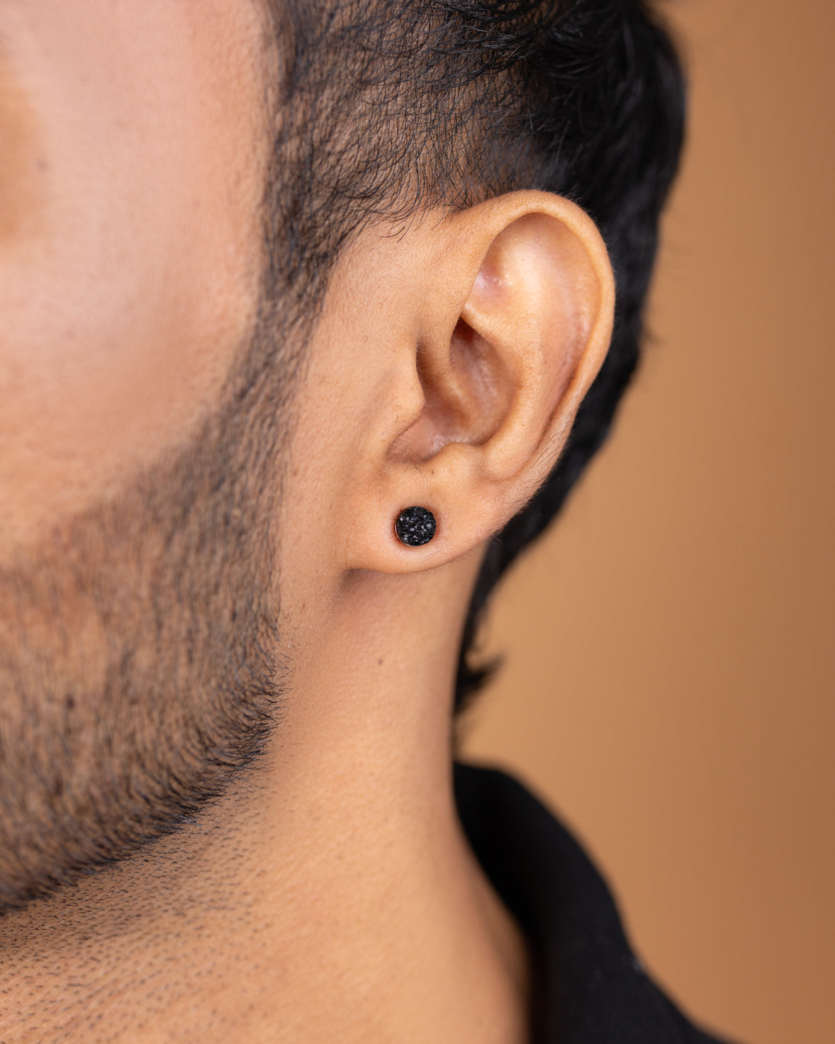 Magnetic Cubic Black Earrings