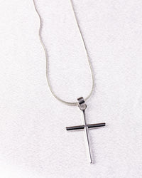 Minimalistic Cross Pendant Necklace