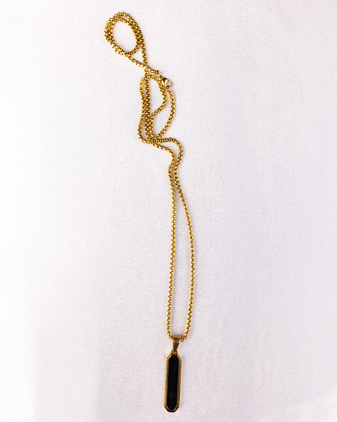 Urban Black Pendant Necklace