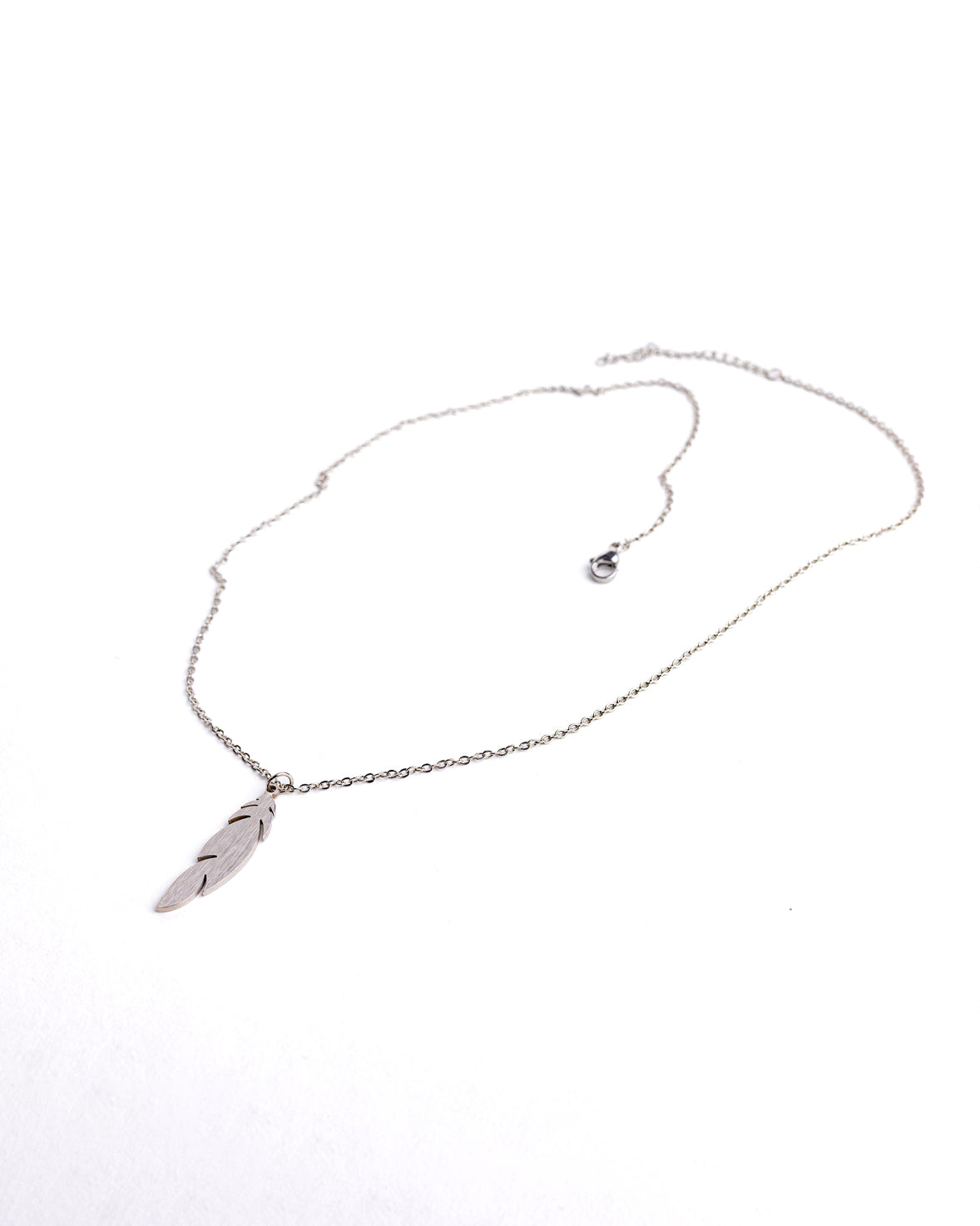 Casual Feather Pendant Necklace