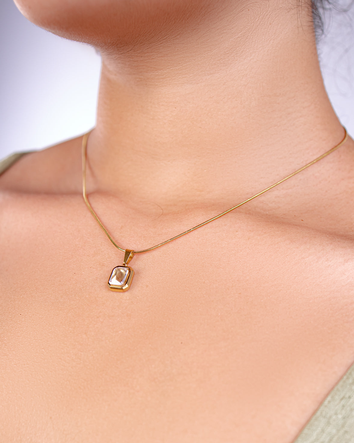 Minimalistic White Stone Necklace