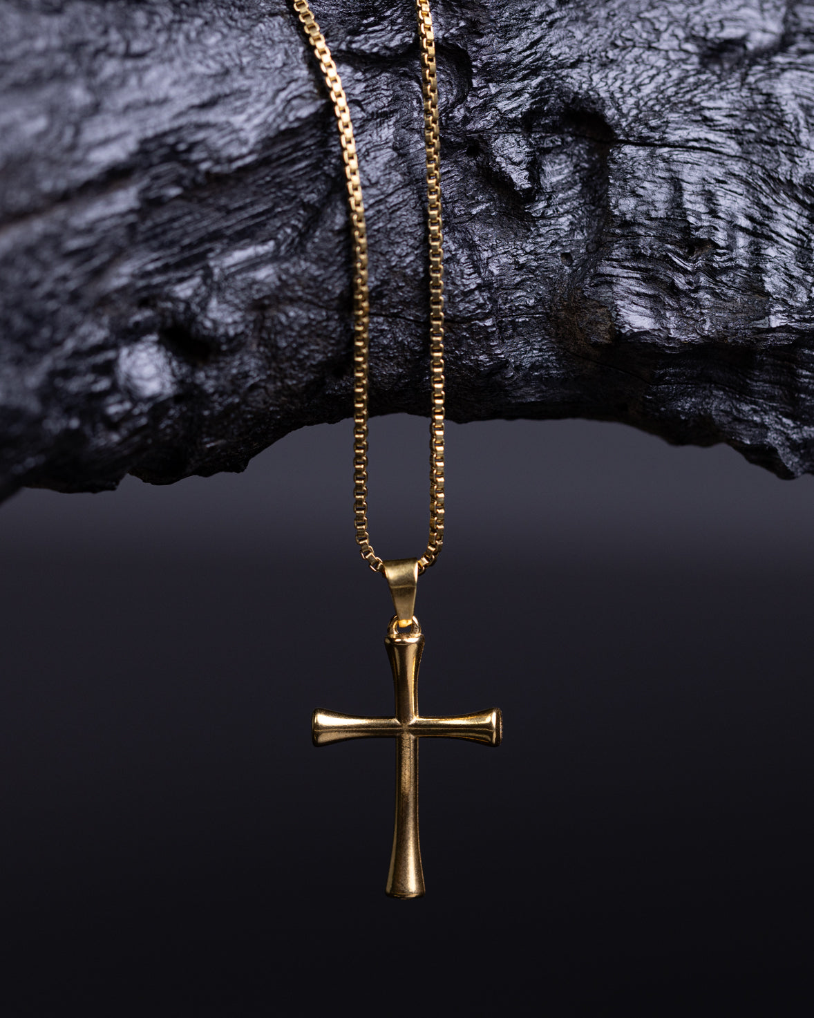 Simple Cross Pendant Necklace
