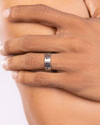 Minimalistic Cross Ring