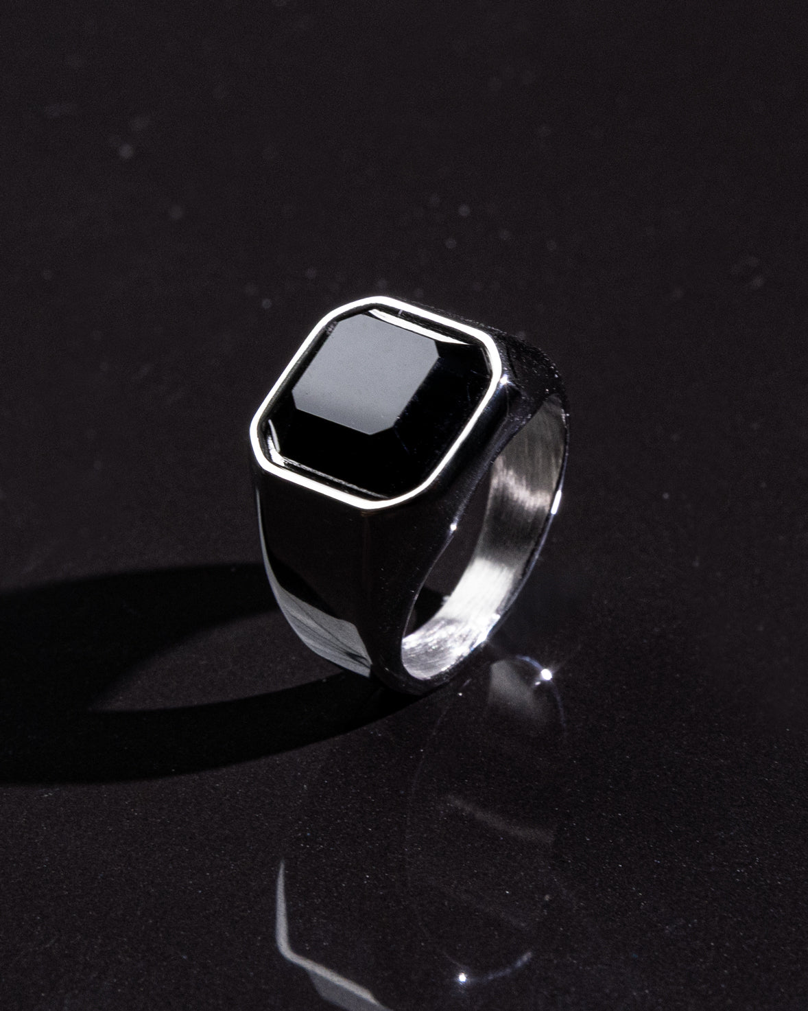 Men’s Modern Square Ring