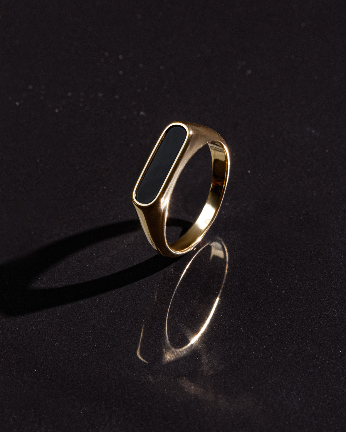 Minimalistic Retro Ring