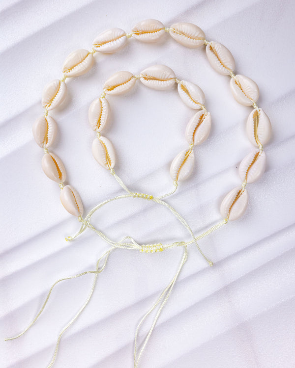 Shell Decor Necklace & Bracelet