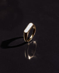 Minimalistic Retro Ring