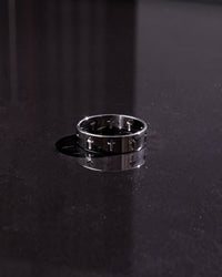 Minimalistic Cross Ring