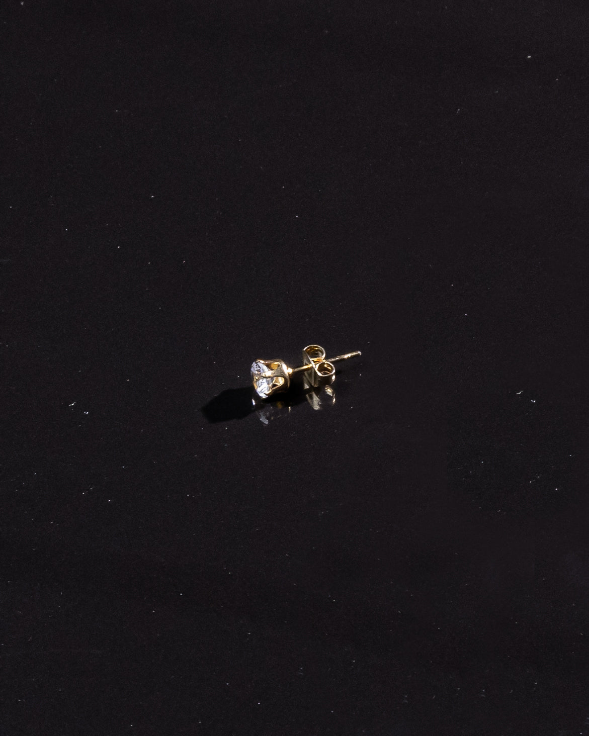 Classic Zirconia Gold Earring