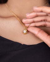 Simple Pearl Drop Necklace