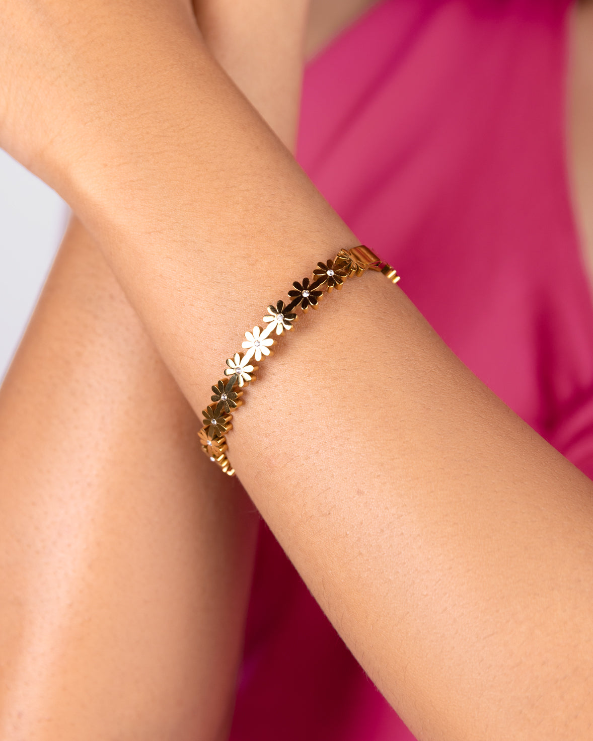 Stoned Flower Charm Bangle