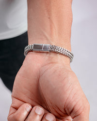 Men’s Classy Magnetic Lock Bracelet