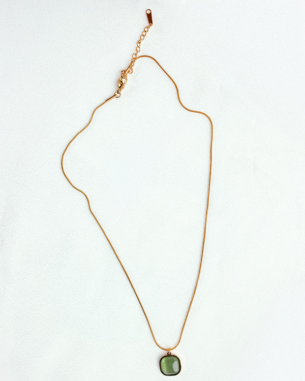 Minimalist Green Pendant Necklace
