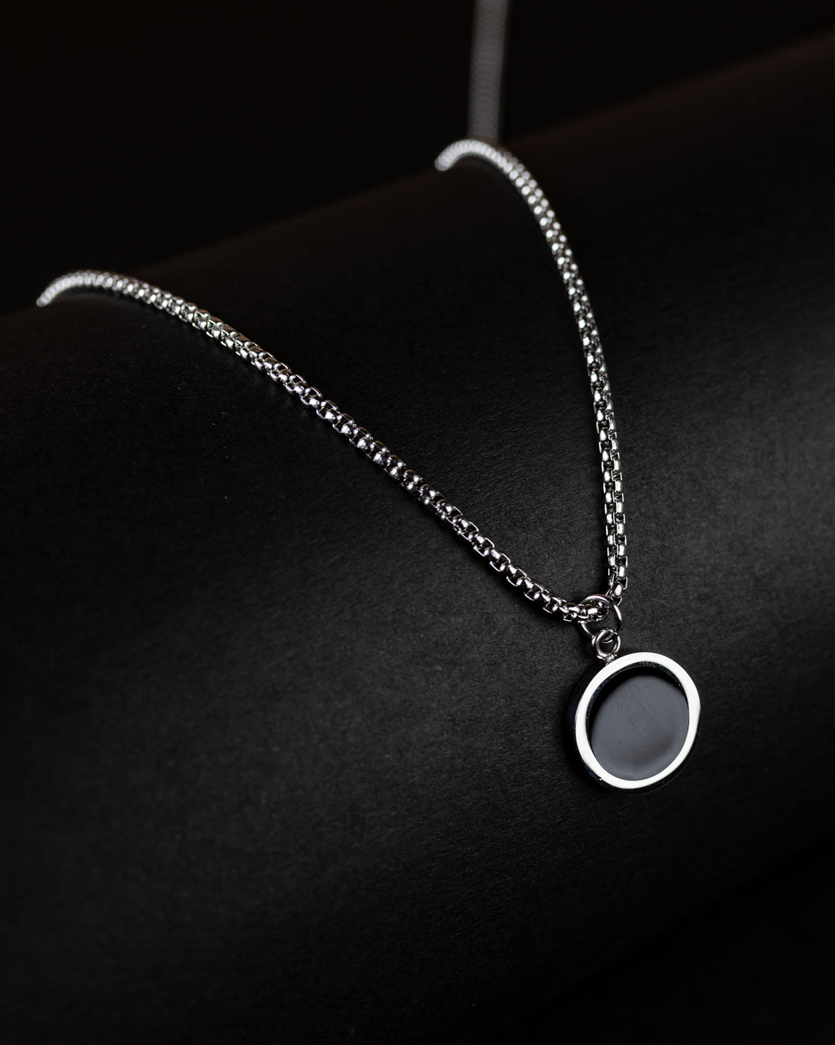 Round Pendant Necklace