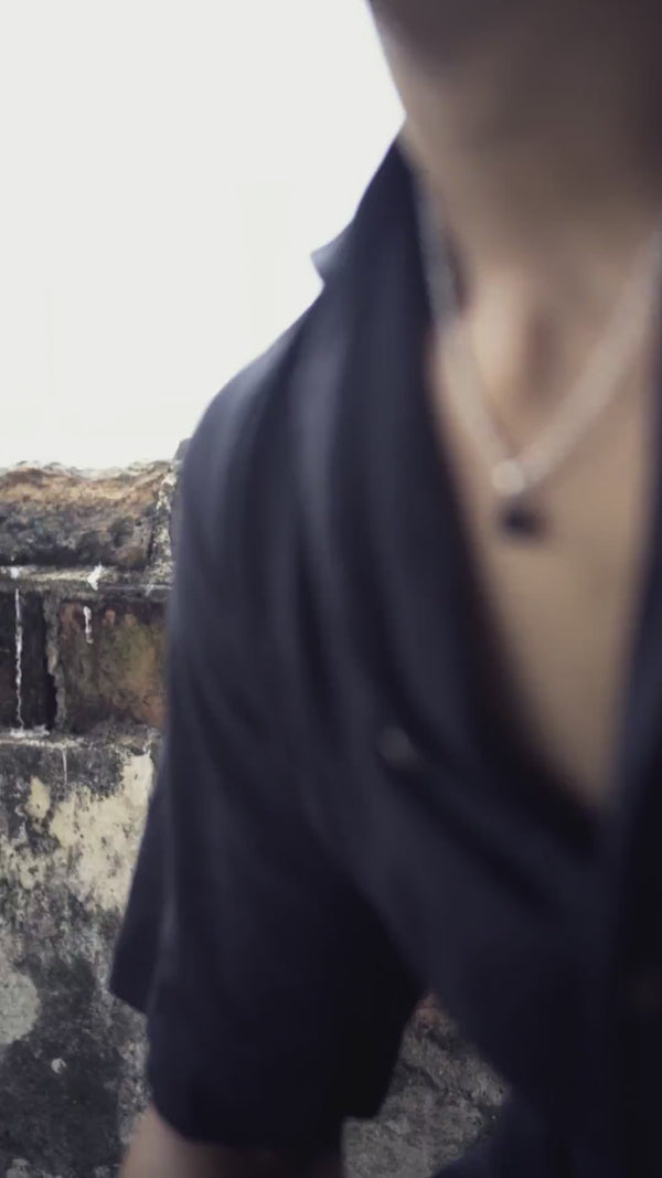 bclassy-shoppable-video-mens-necklaces
