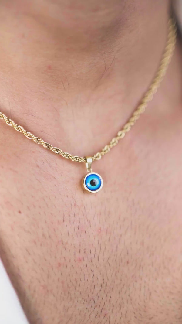 bclassy-shoppable-video-mens-necklace