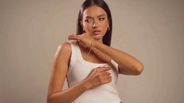 ladies-wear-all-jewellery